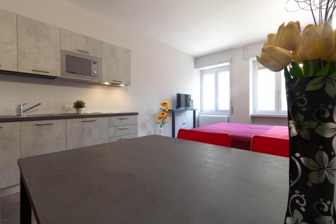 Appartamento Girasole - Affitti Brevi Italia レッコ エクステリア 写真